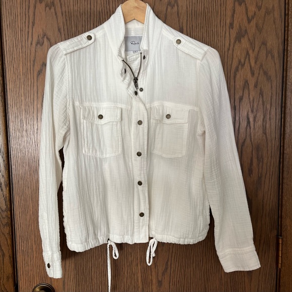 White Button-Up Women's Gauze Jacket - Picture 1 of 3